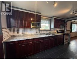 12 6th Street Crescent W, Kindersley, SK S0L1S0 Photo 18