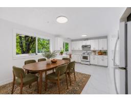31753 Hillcrest Avenue, Mission, BC V2V1K7 Photo 9