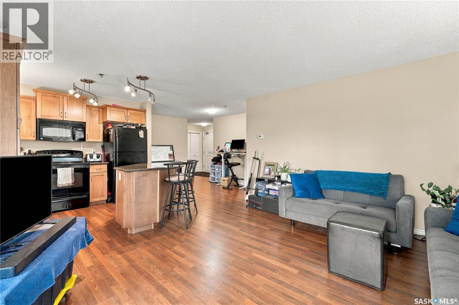 #A106 103 Wellman LANE - 21