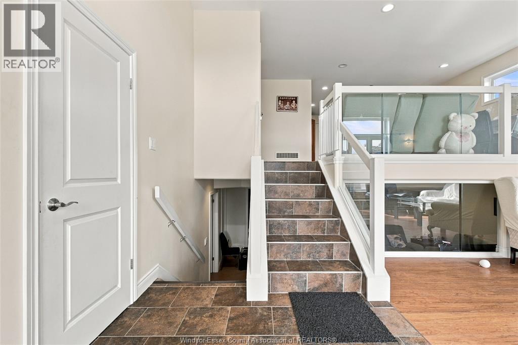 1364 MATTHEW CRESCENT, Lakeshore — photo 6