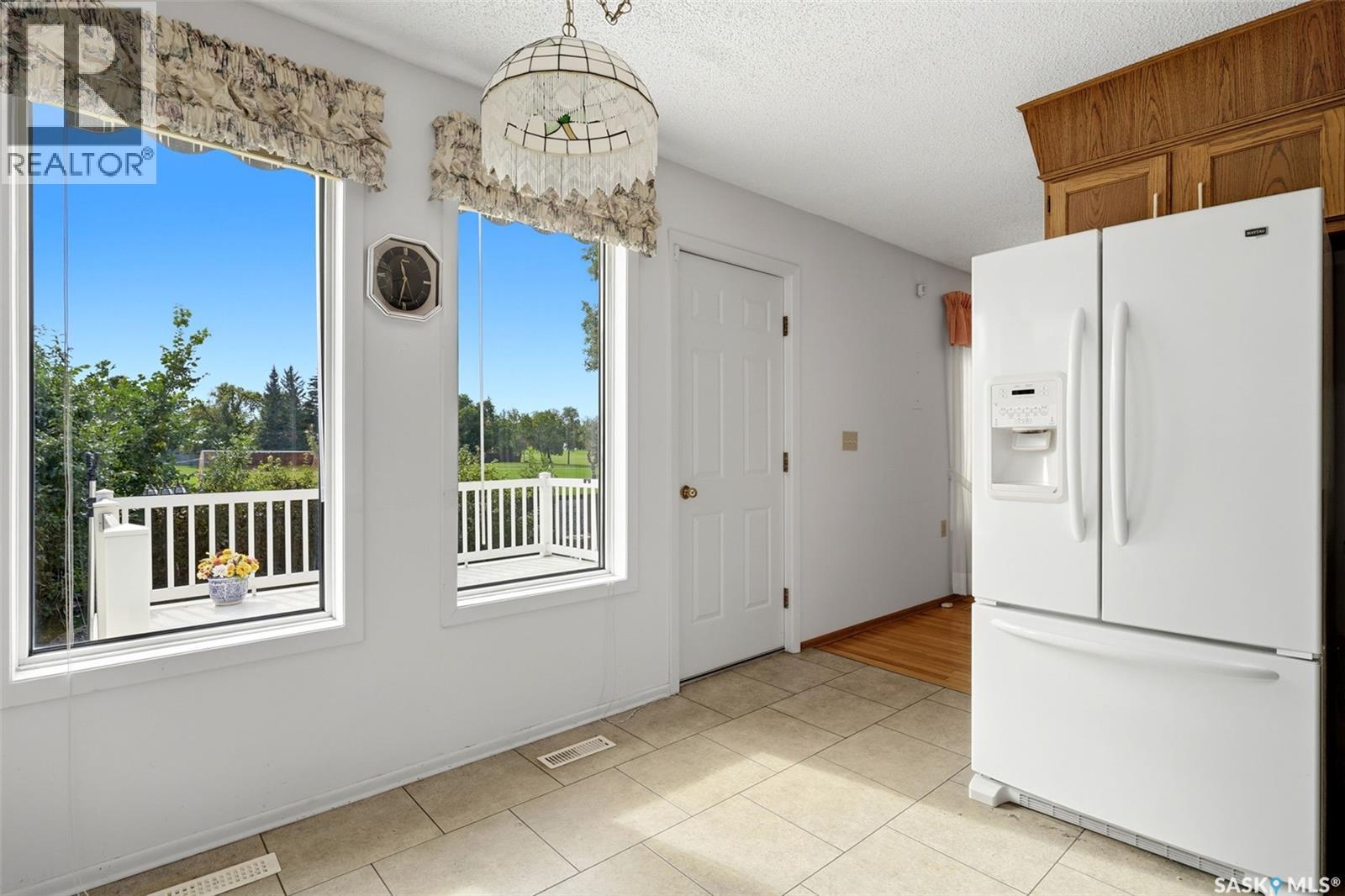 2807 Howell DRIVE E - Image 13