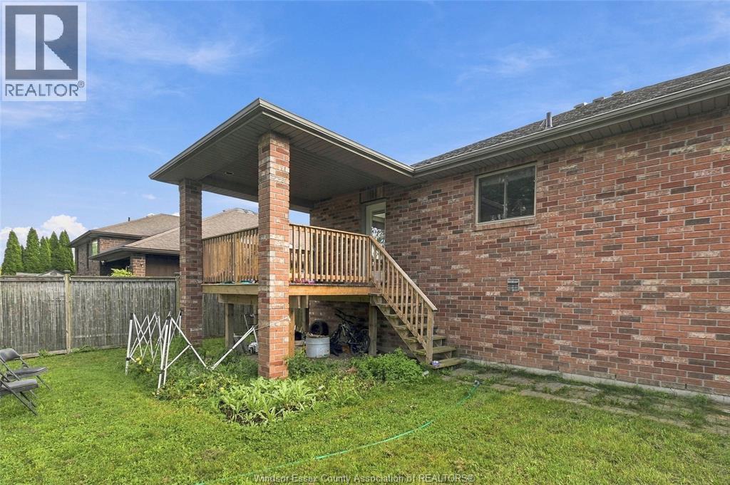 1364 MATTHEW CRESCENT - 28