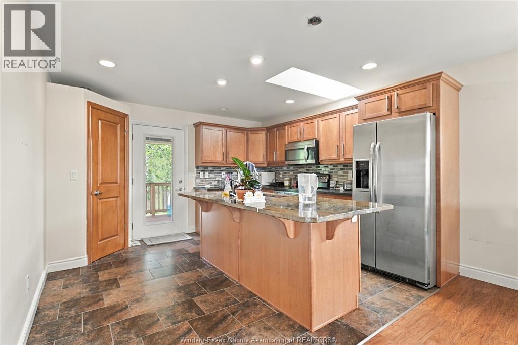 1364 MATTHEW CRESCENT, Lakeshore — photo 8