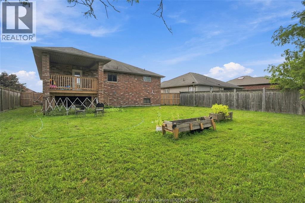 1364 MATTHEW CRESCENT - 25
