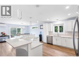 63 Winterberry Drive, photo 5