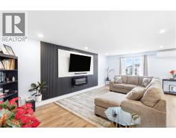 63 Winterberry Drive, photo 9