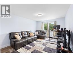 63 Winterberry Drive, photo 22