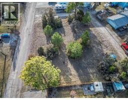 4963 Spruce Avenue, Canal Flats, BC V0B1B0 Photo 8
