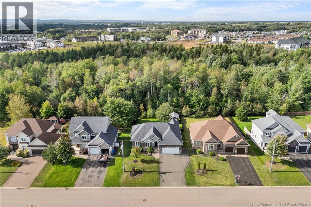 34 Valmont Crescent, Dieppe — photo 2