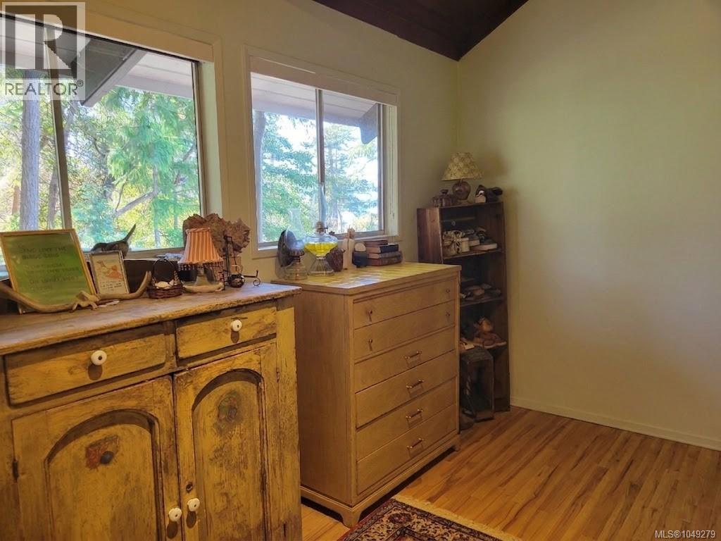 264 Forbes Dr - 10