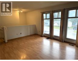 Living room - 907 Alpine Way, Elkford, BC V0B1H0 Photo 10