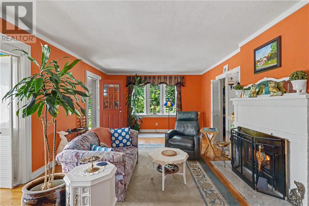 308 Lloyd Street, Sudbury — photo 7
