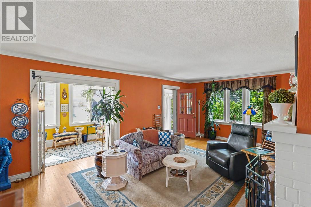 308 Lloyd Street - 8