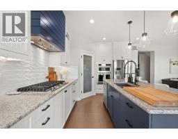 5pc Bathroom - 119 Marquis Grove Se, Calgary, AB T3M1M6 Photo 8