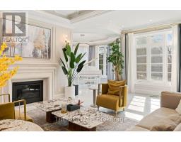 18 Suncrest Drive, Toronto, ON M3C2L2 Photo 20