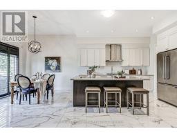 Kitchen - 16 Beaverdams Drive, Whitby, ON L1P0C4 Photo 10
