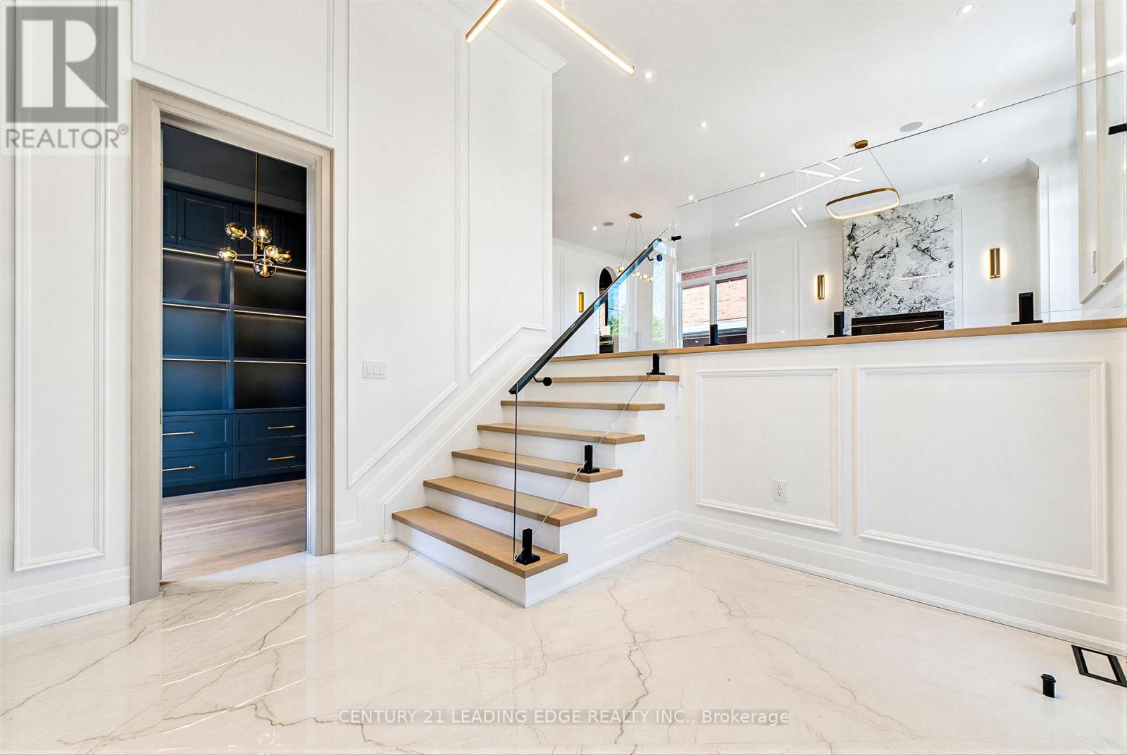 165 Mcallister Road, Toronto — photo 4