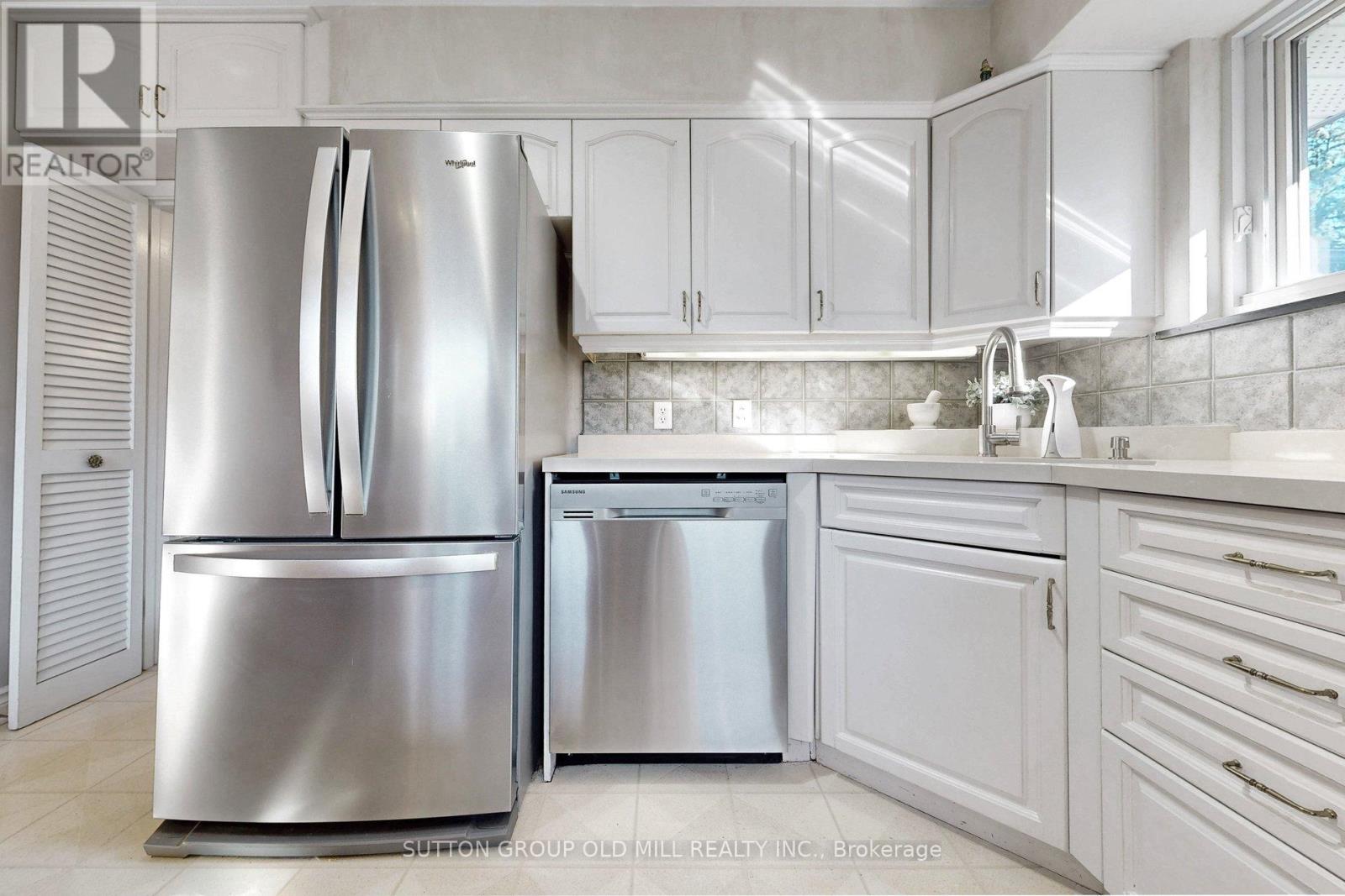 4 RAVENSCREST DRIVE - Image 10