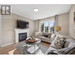 Bedroom 2 - 85 Lander Crescent, Clarington, ON L1C0L4 Photo 6