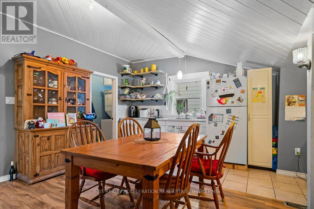 85 MILL STREET - 16