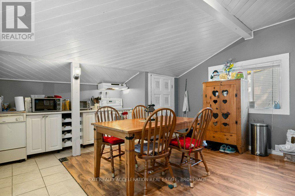 85 MILL STREET - 19
