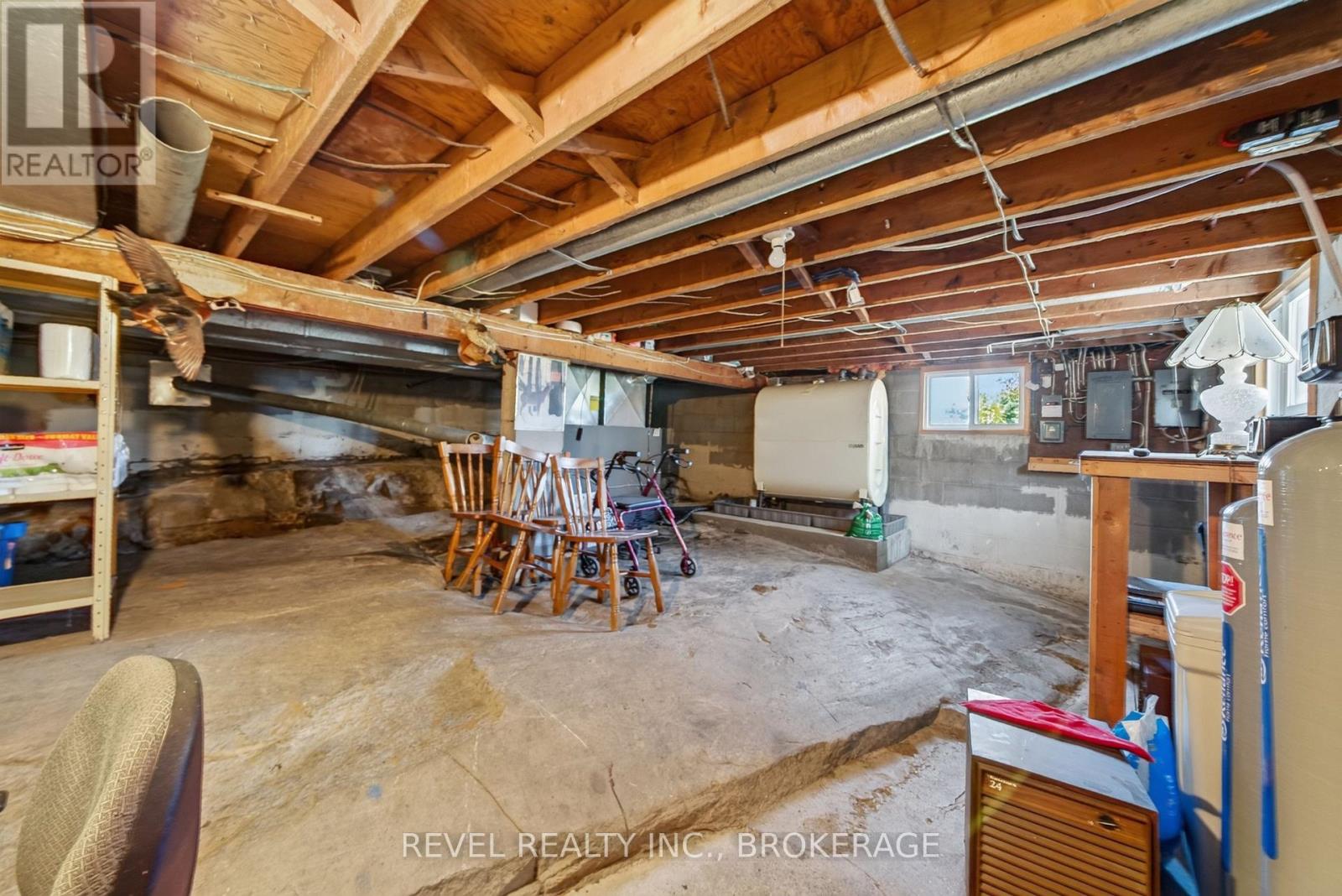 4258 HWY 15 - Image 25
