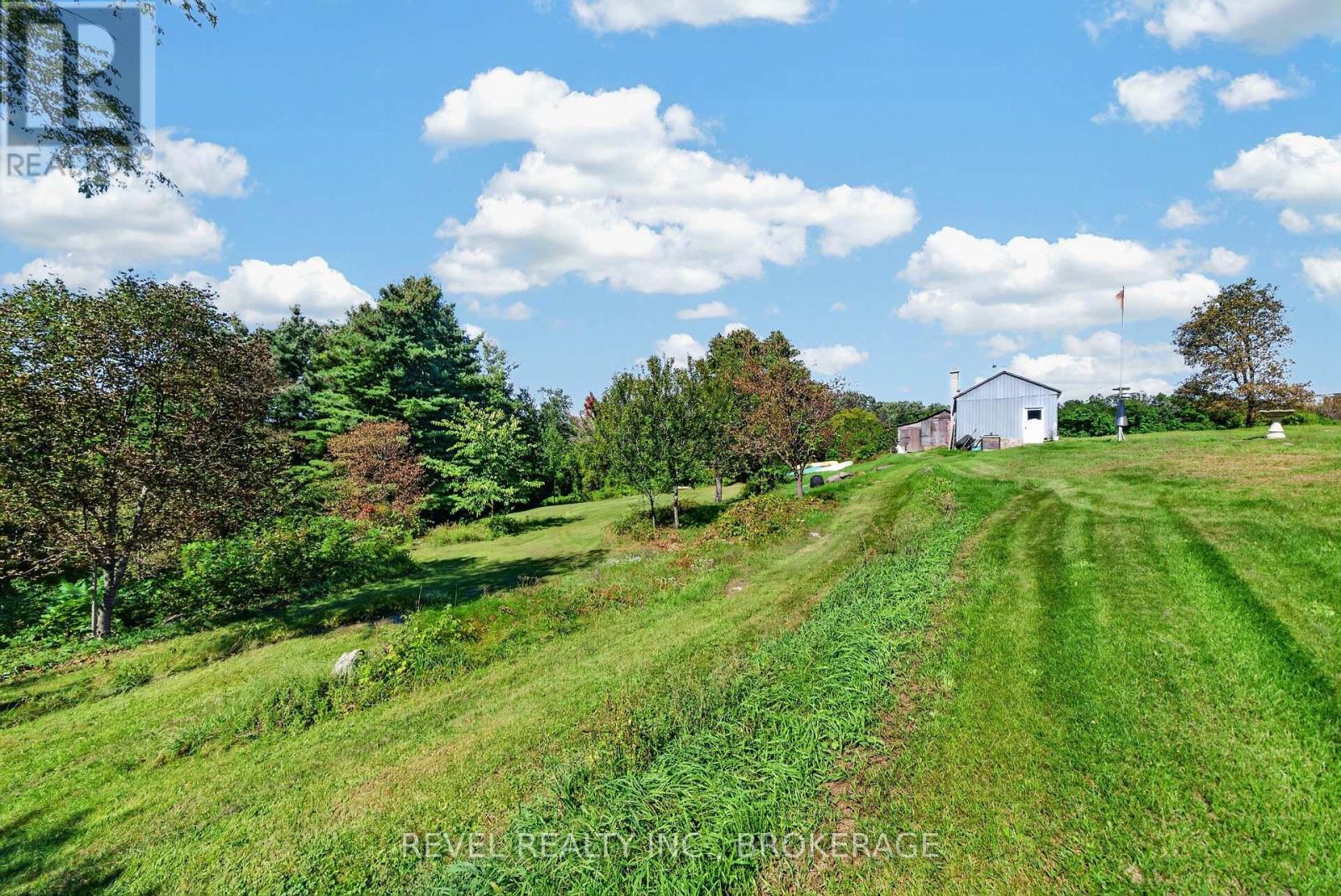 4258 HWY 15 - Image 31