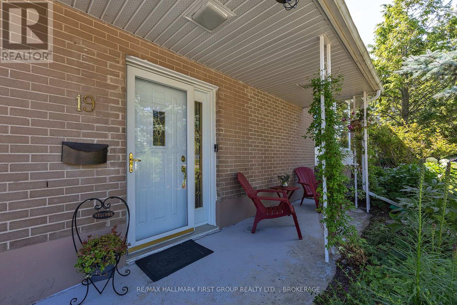 19 DEDRICK DRIVE - Image 39