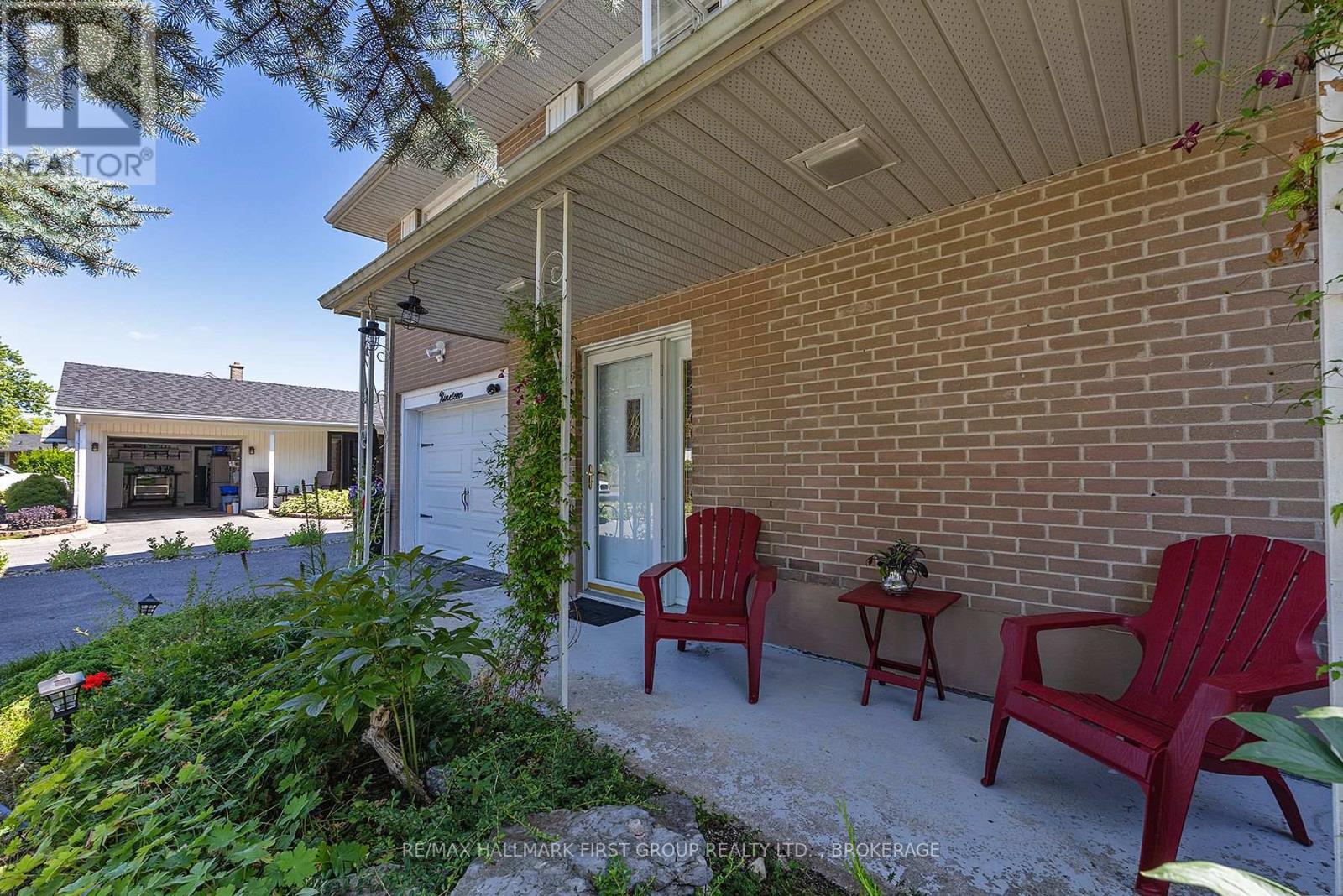19 DEDRICK DRIVE - Image 40