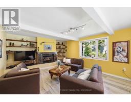 Laundry room - 19 Dedrick Drive, Kingston, ON K7M2V4 Photo 10
