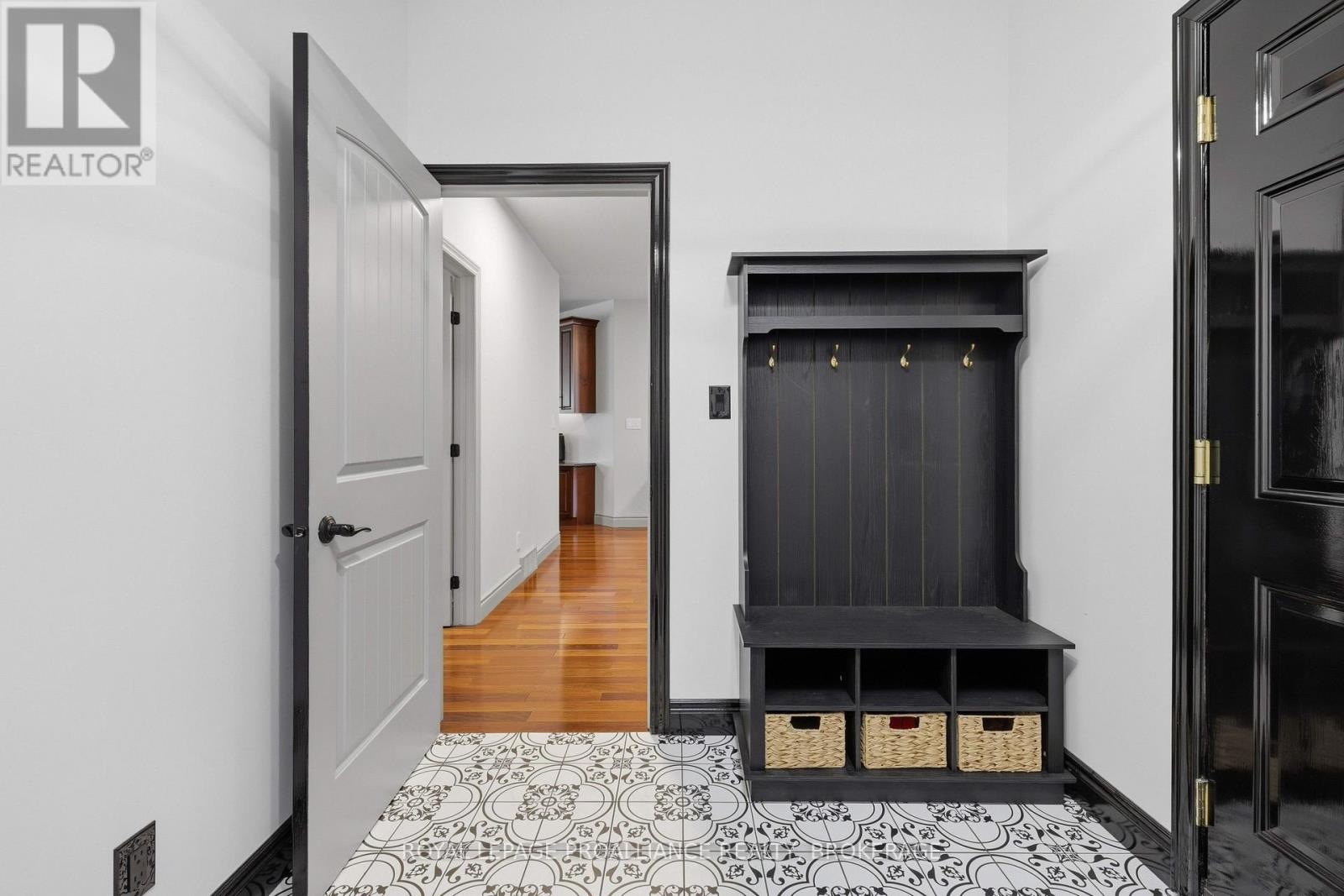 1243 LISBON PLACE - 10