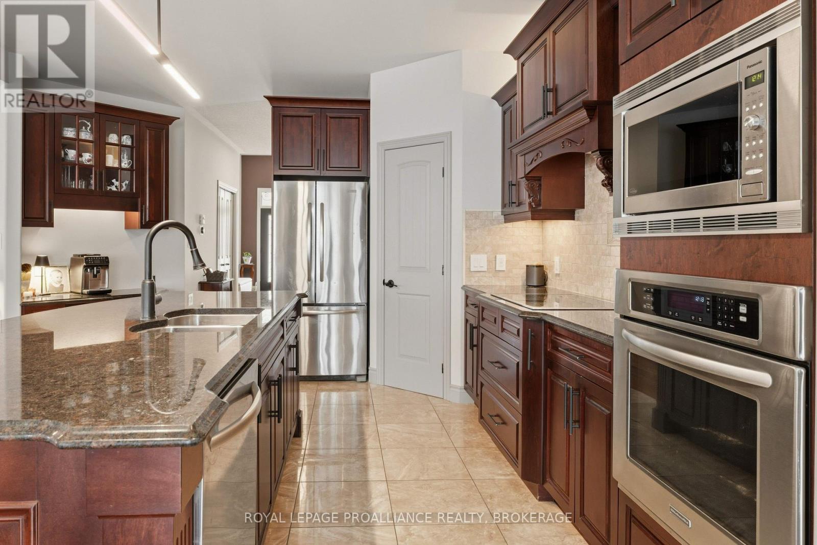 1243 LISBON PLACE - Image 23