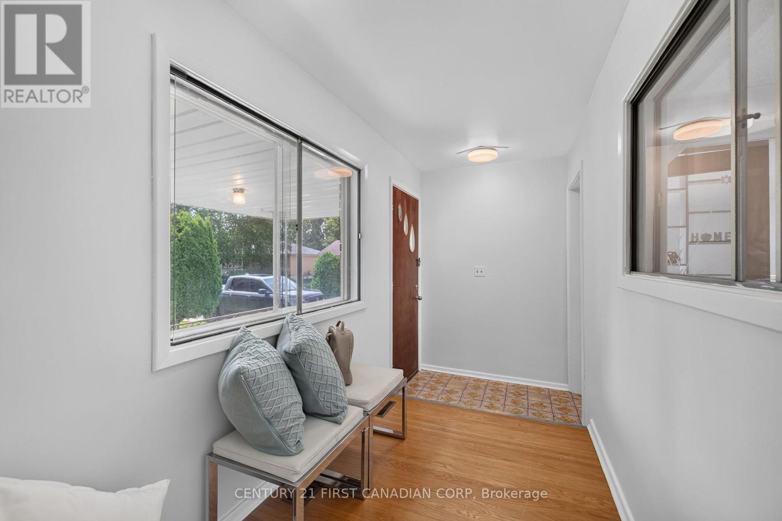 141 FAIRHAVEN CIRCLE, London East (East O) — photo 6