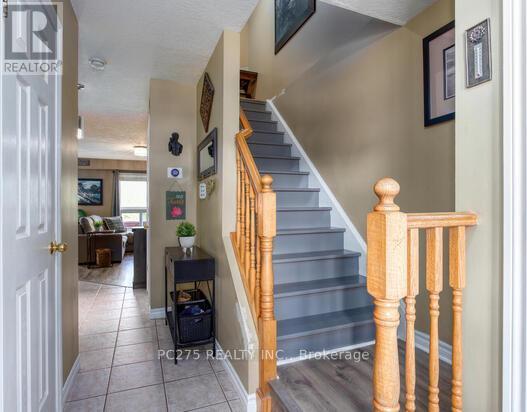 296 MILLBURN BOULEVARD, Centre Wellington (Fergus) — photo 5
