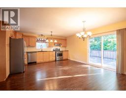 4pc Bathroom - 24 Churchill Park Road, Chatham, ON N7M6K5 Photo 9