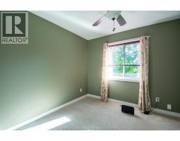 24 Churchill Park Road, Chatham, ON N7M6K5 Photo 17