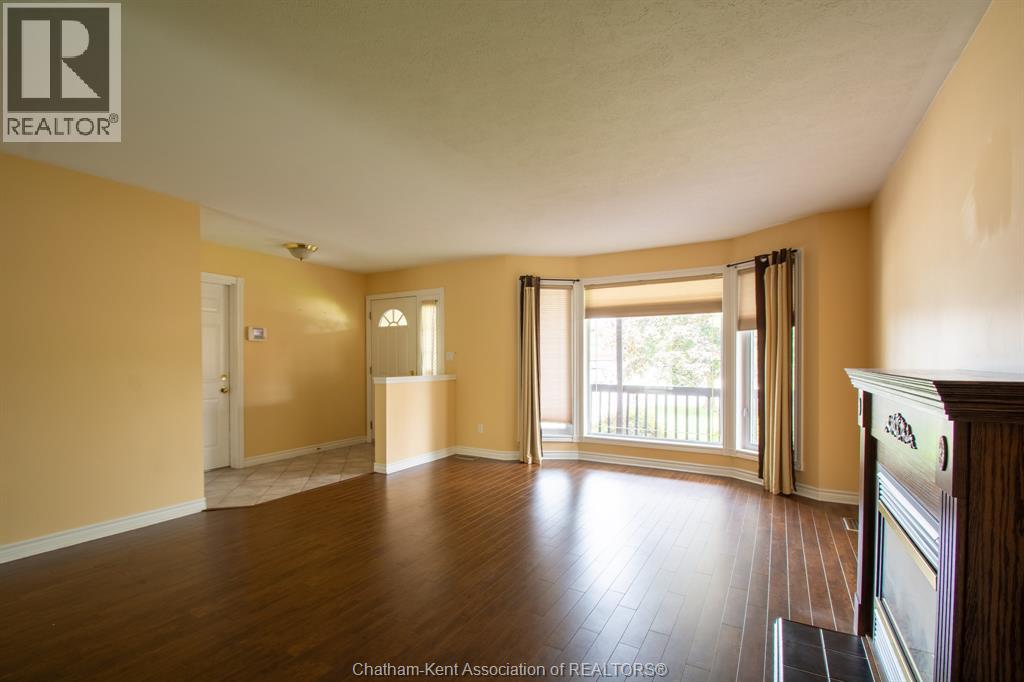 24 Churchill Park ROAD, Chatham — photo 4