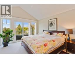 2228 Mahon Avenue, North Vancouver, BC V7M2T9 Photo 13