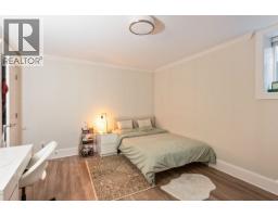 2228 Mahon Avenue, North Vancouver, BC V7M2T9 Photo 34