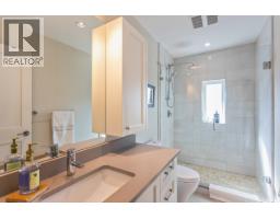 2228 Mahon Avenue, North Vancouver, BC V7M2T9 Photo 26