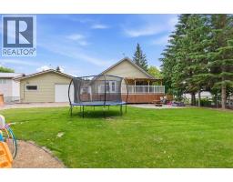 Family room - 108 Walter Street, Paradise Hill, SK S0M2G0 Photo 8
