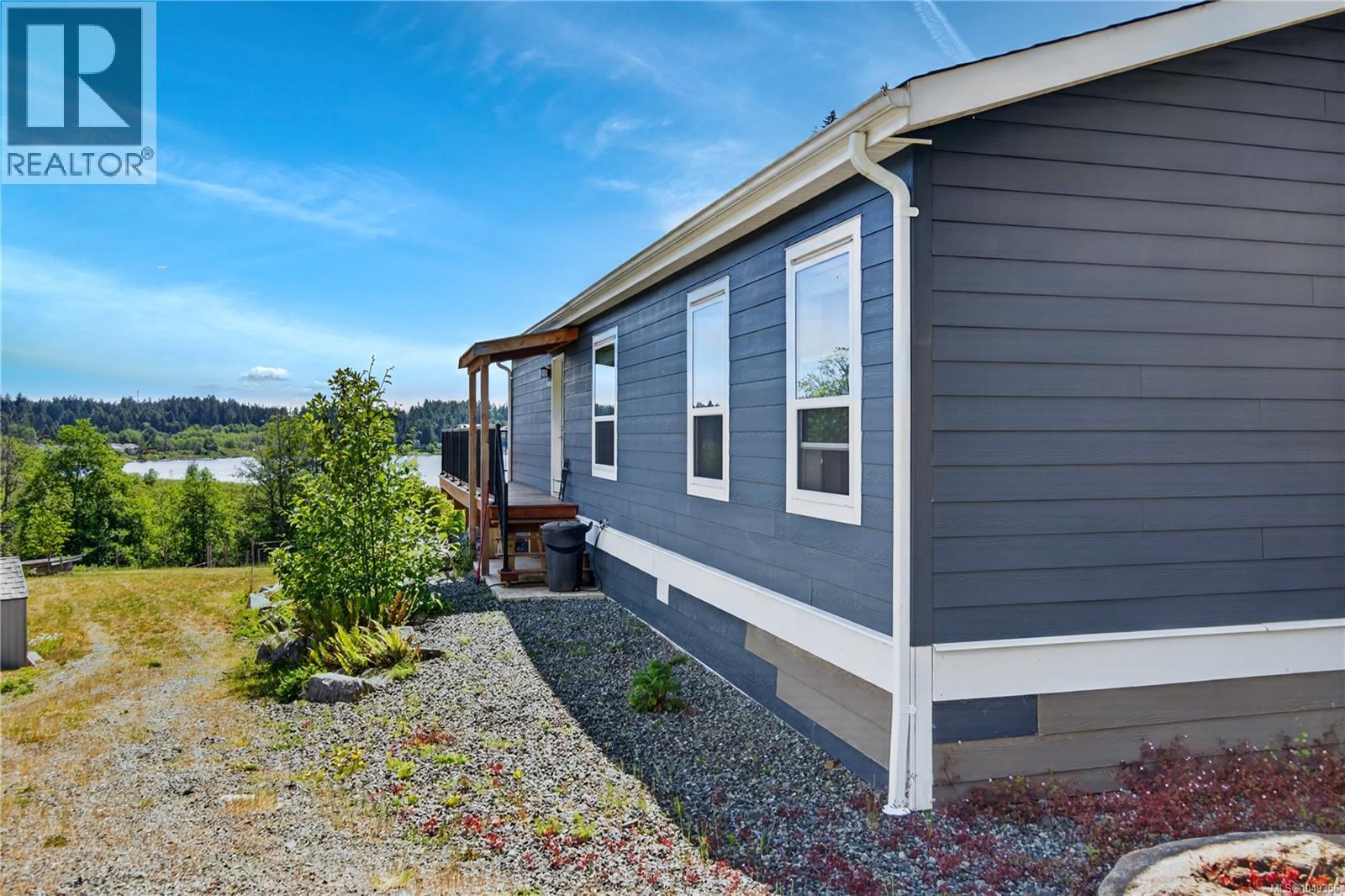 6495/6499 Doumont Rd - 10