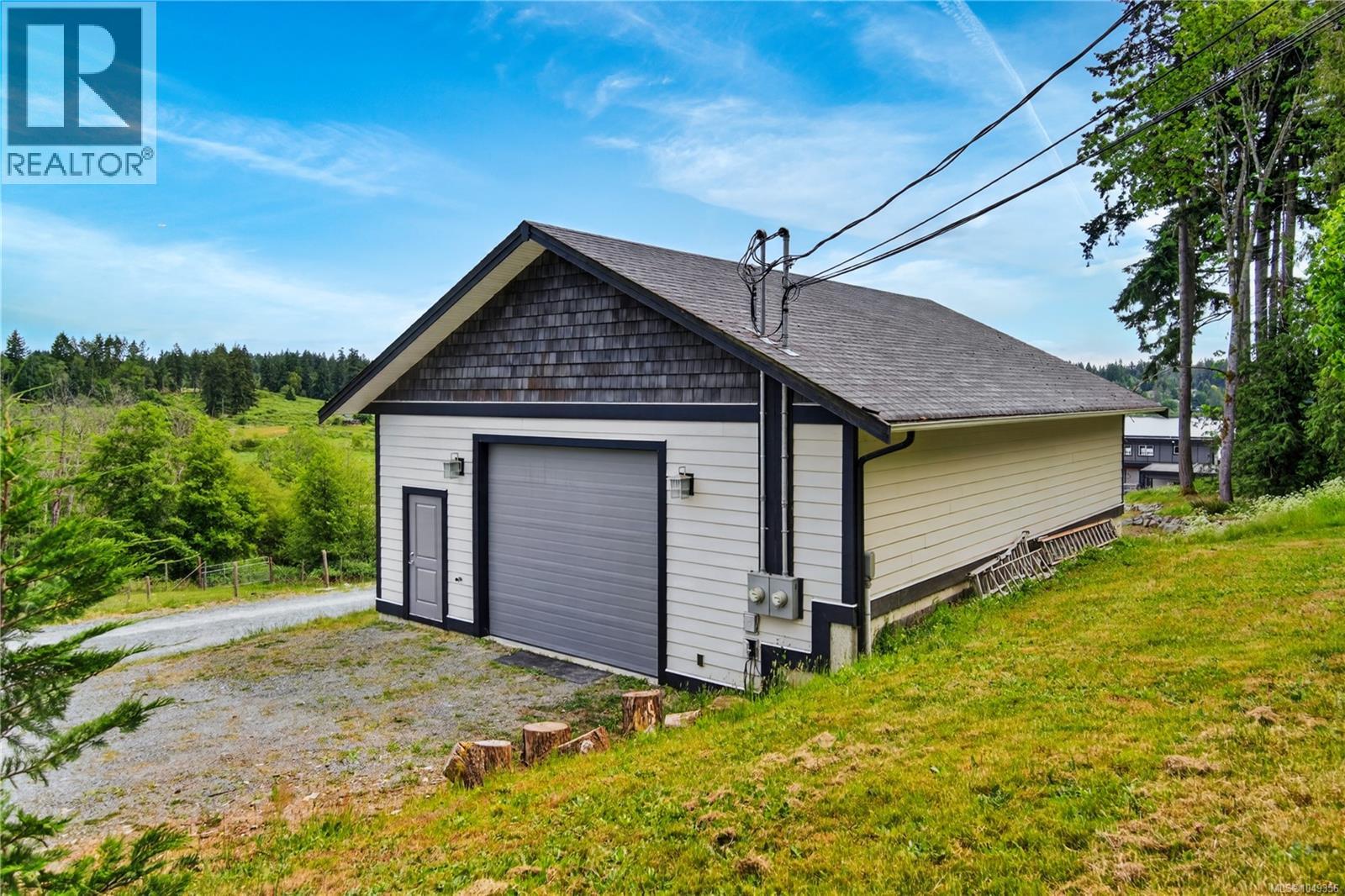 6495/6499 Doumont Rd - 46