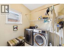 15 Royal Crest Terrace Nw, Calgary, AB T3G4M3 Photo 23
