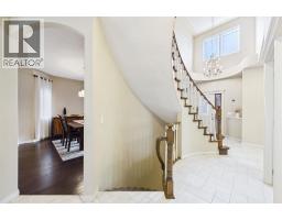15 Royal Crest Terrace Nw, Calgary, AB T3G4M3 Photo 34