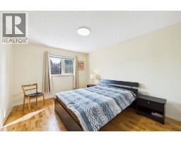 15 Royal Crest Terrace Nw, Calgary, AB T3G4M3 Photo 31