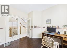 15 Royal Crest Terrace Nw, Calgary, AB T3G4M3 Photo 21