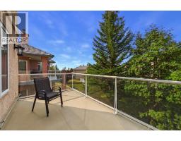 4pc Bathroom - 15 Royal Crest Terrace Nw, Calgary, AB T3G4M3 Photo 15