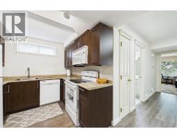 15 Royal Crest Terrace Nw, Calgary, AB T3G4M3 Photo 41