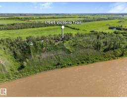 Loft - 17545 Victoria Tr, Rural Smoky Lake County, AB T0A3C0 Photo 6
